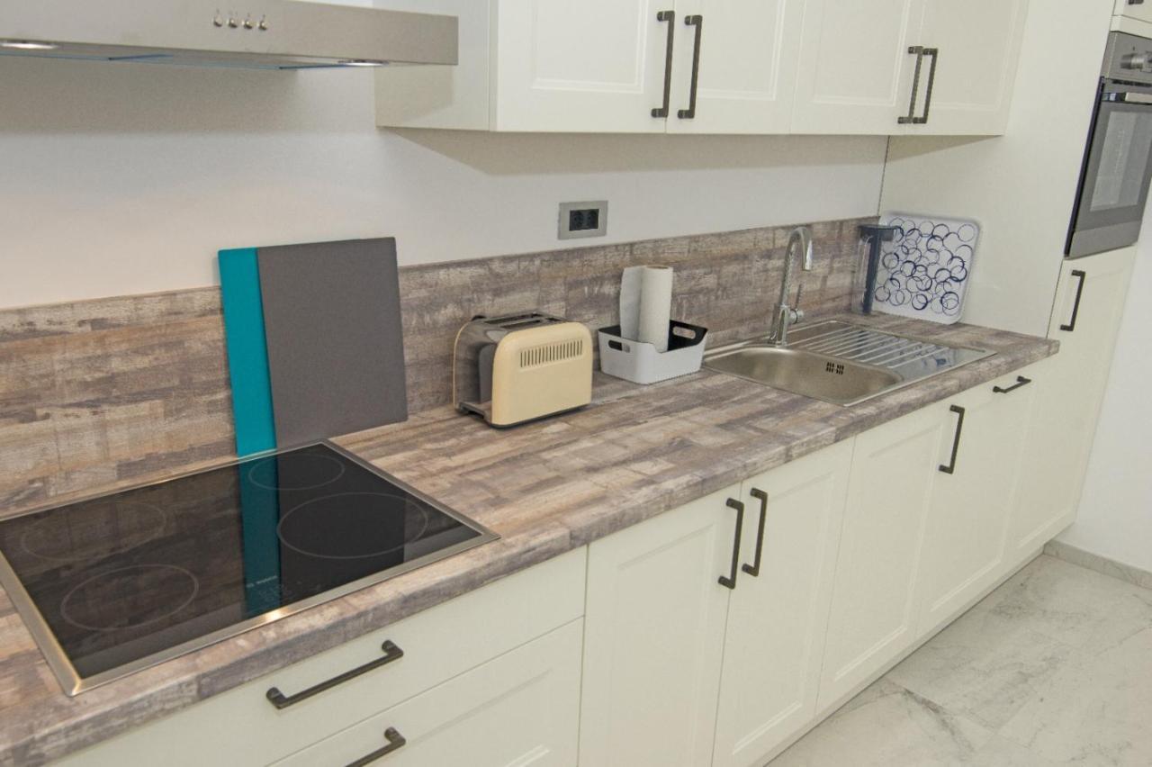 Ventus Apartment Srima Ngoại thất bức ảnh
