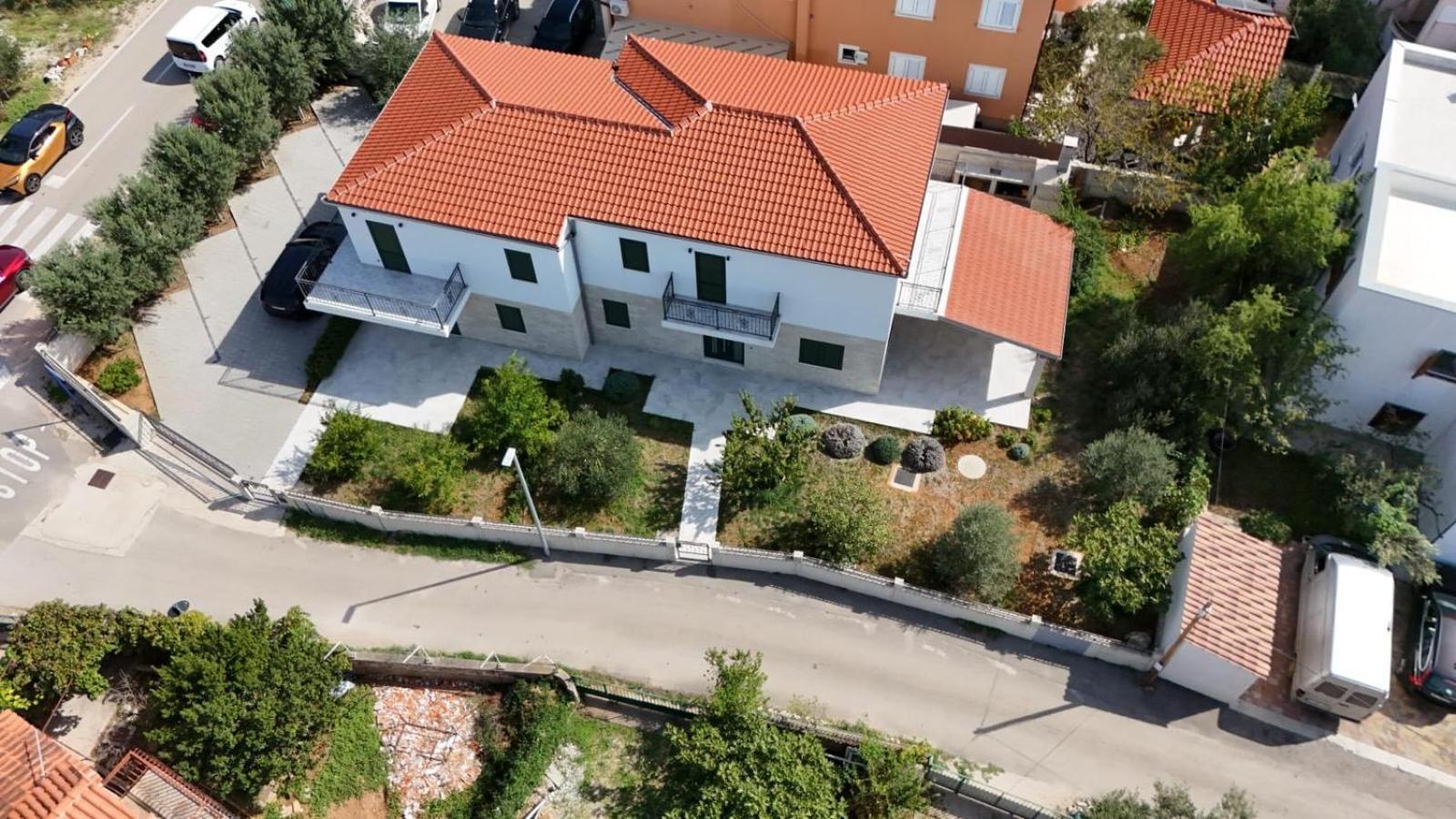 Ventus Apartment Srima Ngoại thất bức ảnh